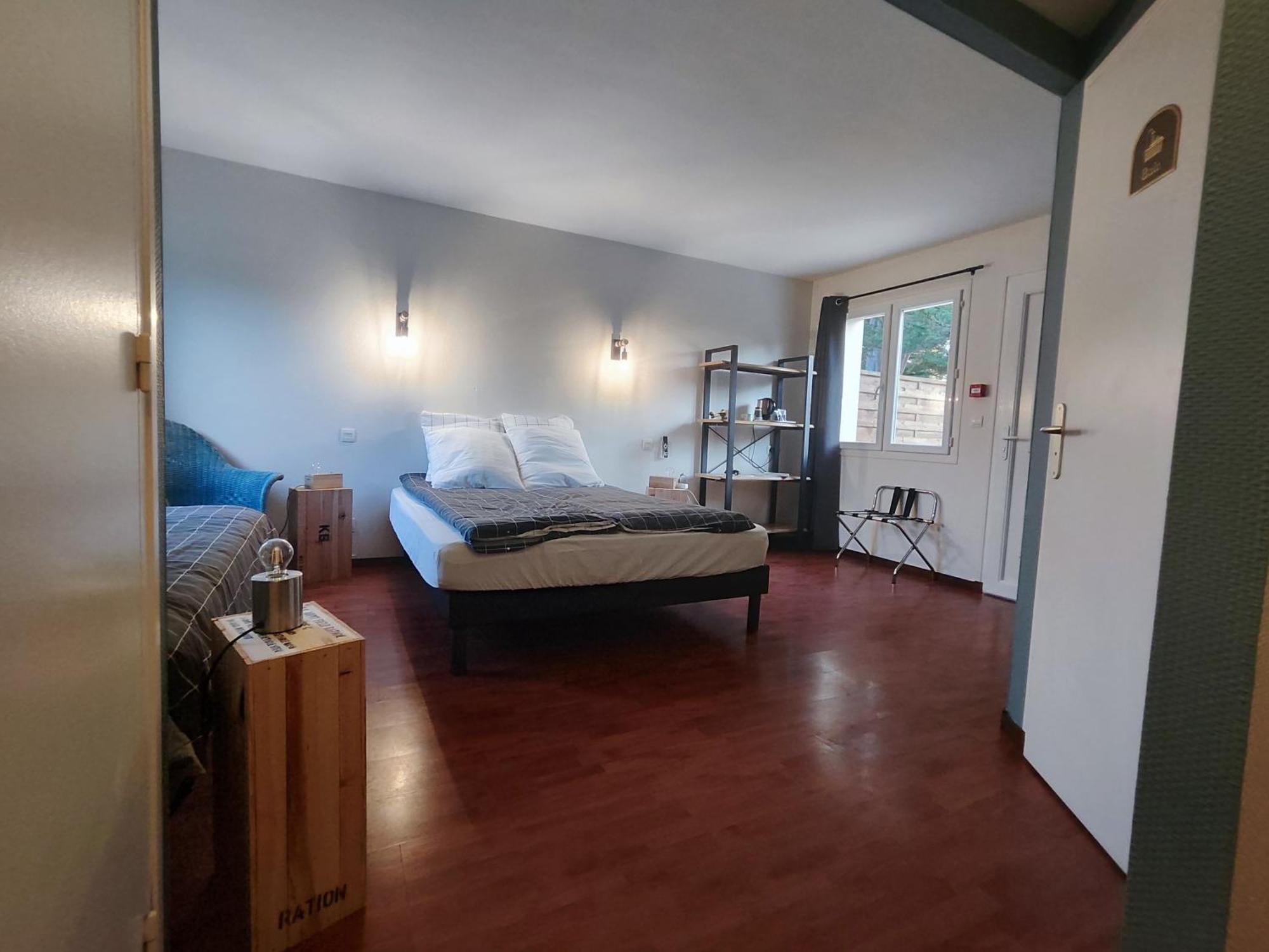 Le Sherman Colleville-sur-Mer Exterior photo